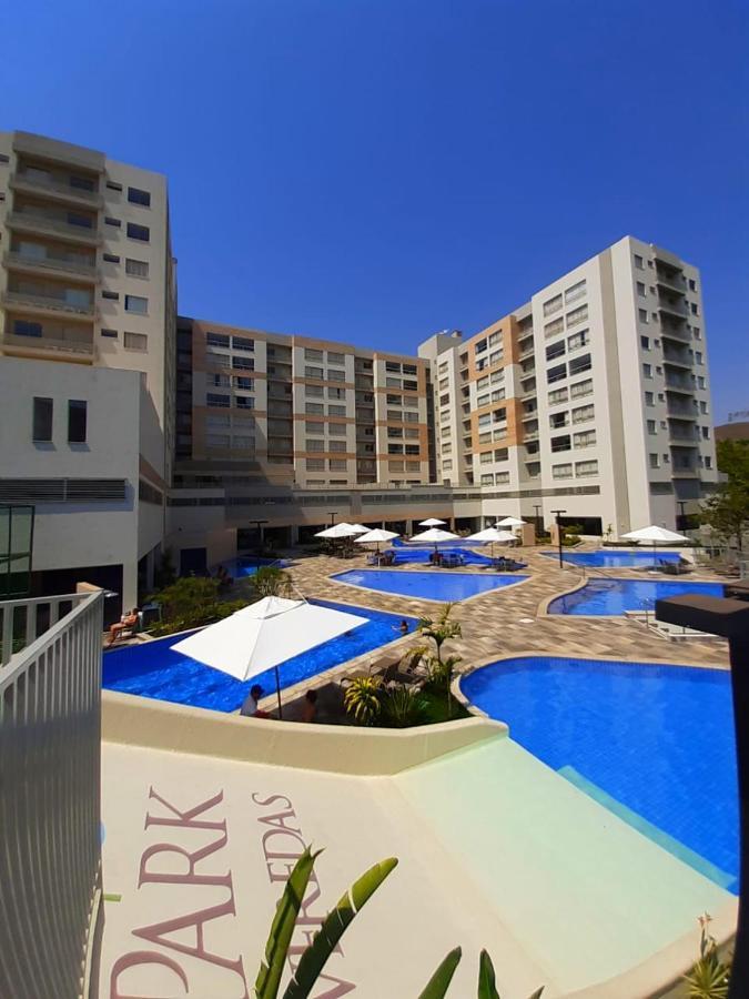 Park Veredas - Flat Excepcional, Com Mobilia De Alto Padrao Rio Quente Esterno foto